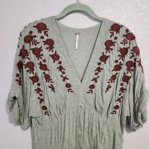 FREE PEOPLE Embroidered Midi Dress Sage Green Boho Festival M - Picture 12 of 12